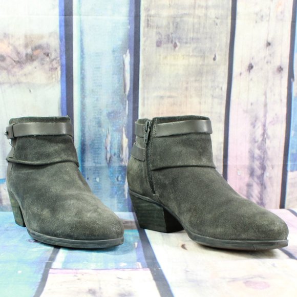 Clarks Gray Suede Strappy Side Zip Ankle Heeled Boots Size 8.5 M - Picture 3 of 9